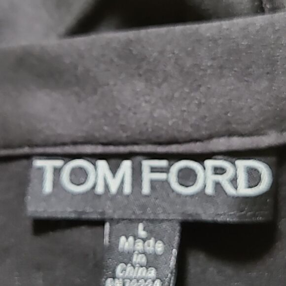 Italy Puff Sleeve Tie Neck Button Blouse - Picture 2 of 8